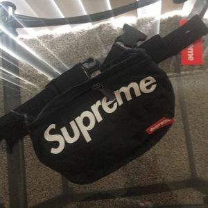 Supreme Fanny pack SOLD